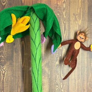 RARE HTF - 2009 Annalee Bananas For You Monkey Tree Candy Hearts Palm Tree